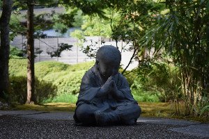 Beyond Concepts: Discovering God in The Sacred Art of Unknowing