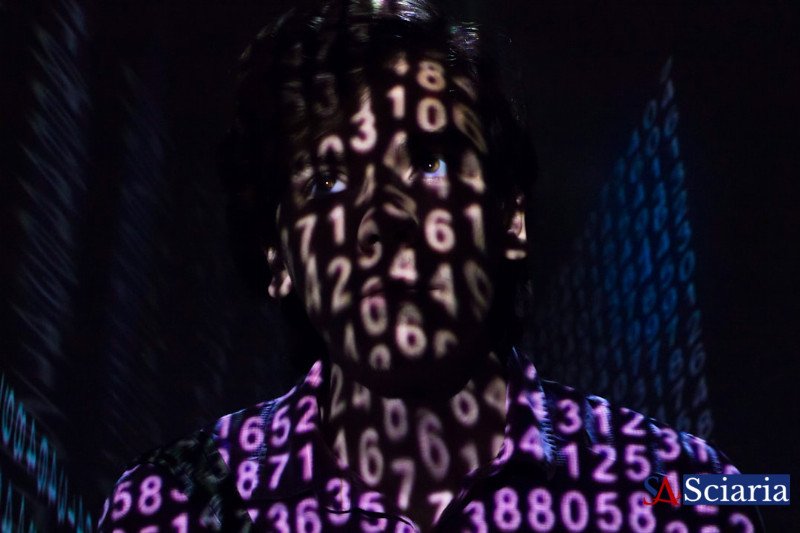 The Algorithmic Alchemist: Mastering Data Transformation for Informed Decisions